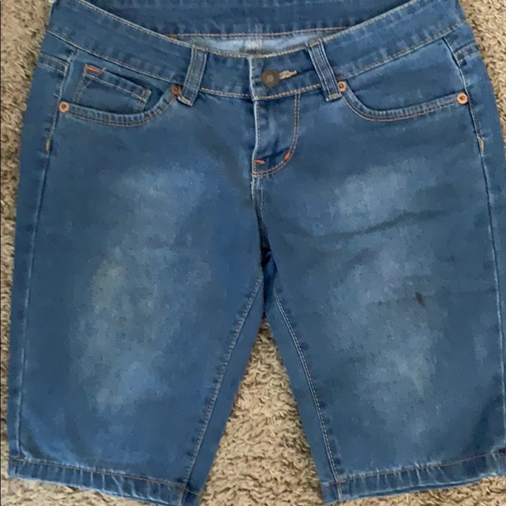 Short jeans! FREESHIPPING